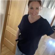 Profesora nativa titulada con más de 15 años de experiencia para clase online por la mañana.
FCE, CAE PET, clases de conversation.